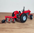 Miniatura Massey Ferguson 65X + Arado 3 Bacias - 1/64